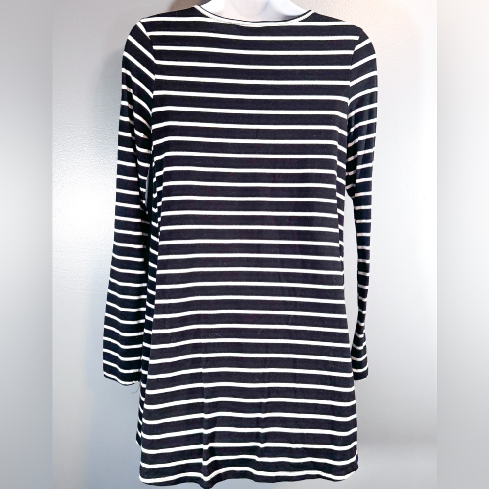 Mossimo Black & White Striped Swing Tunic Top – Small - Picture 5 of 10